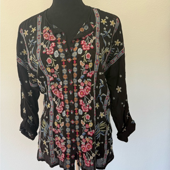 Johnny Was Women's Garden Embroidered Stripe Blouse - Picture 3 of 5